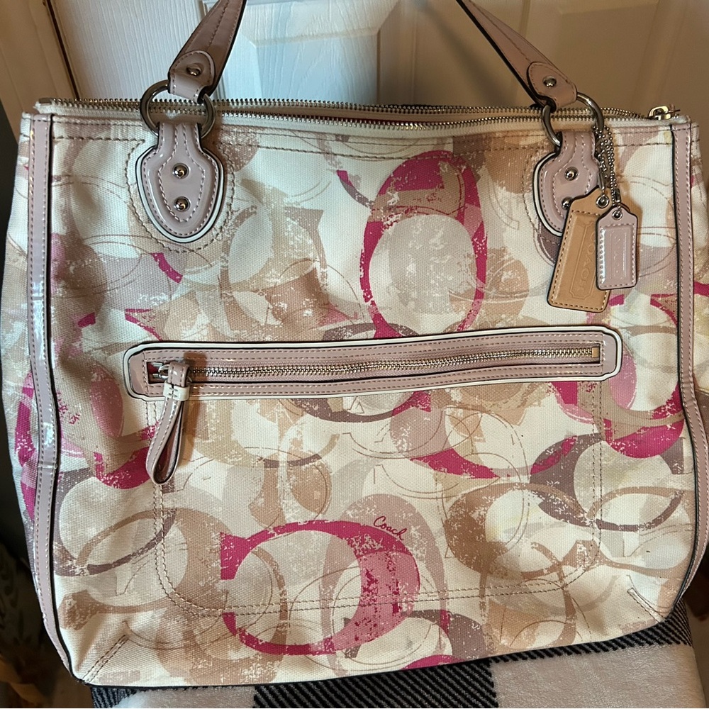 Coach Shoulder Bag